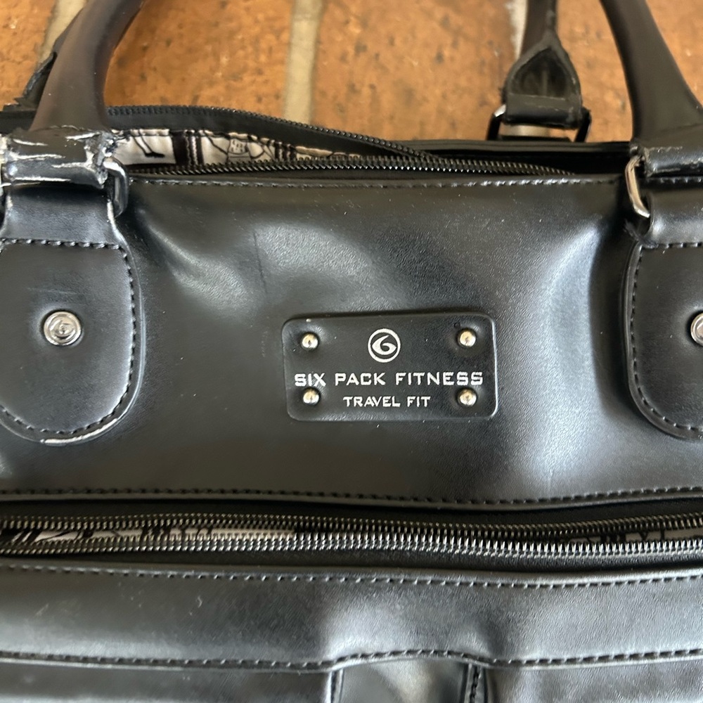 Six pack fitness bag